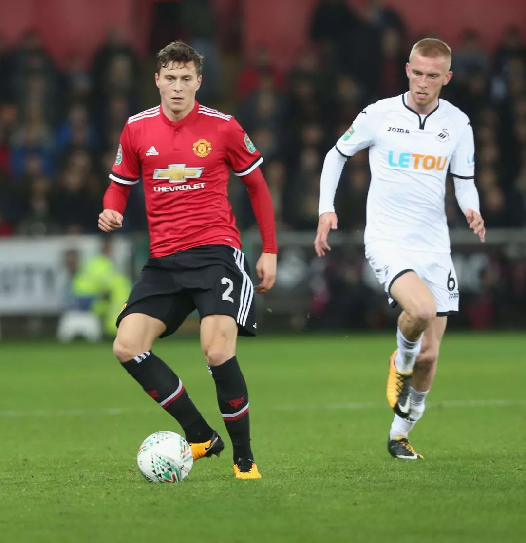 他如何在這 他如何在這